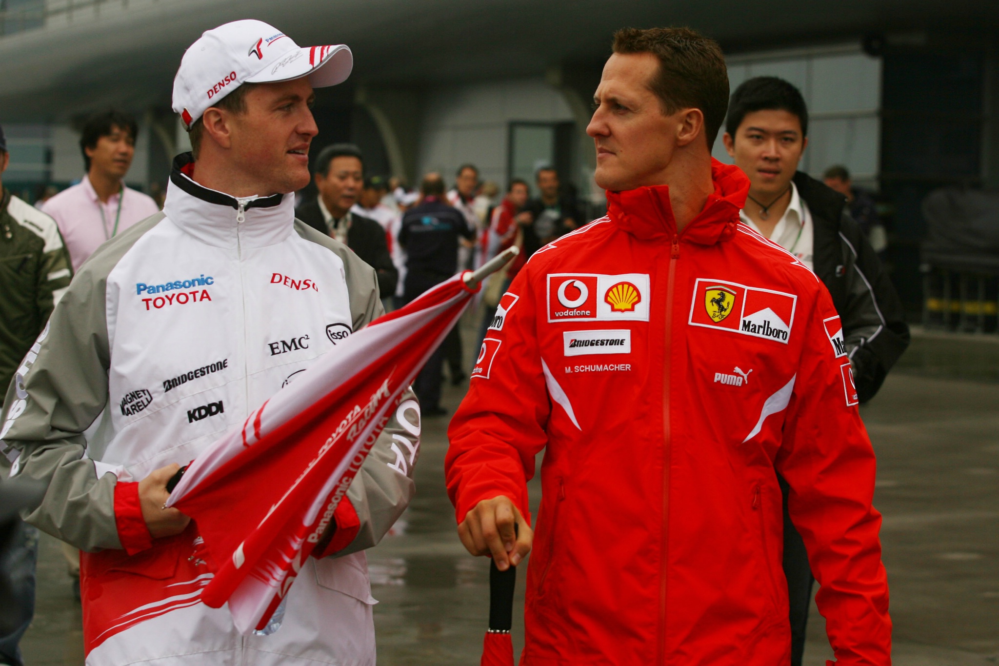  Shanghai, China, Ralf Schumacher (GER), Toyota Racing and Michael Schumacher (GER), Scuderia Ferrari - Formula 1 World