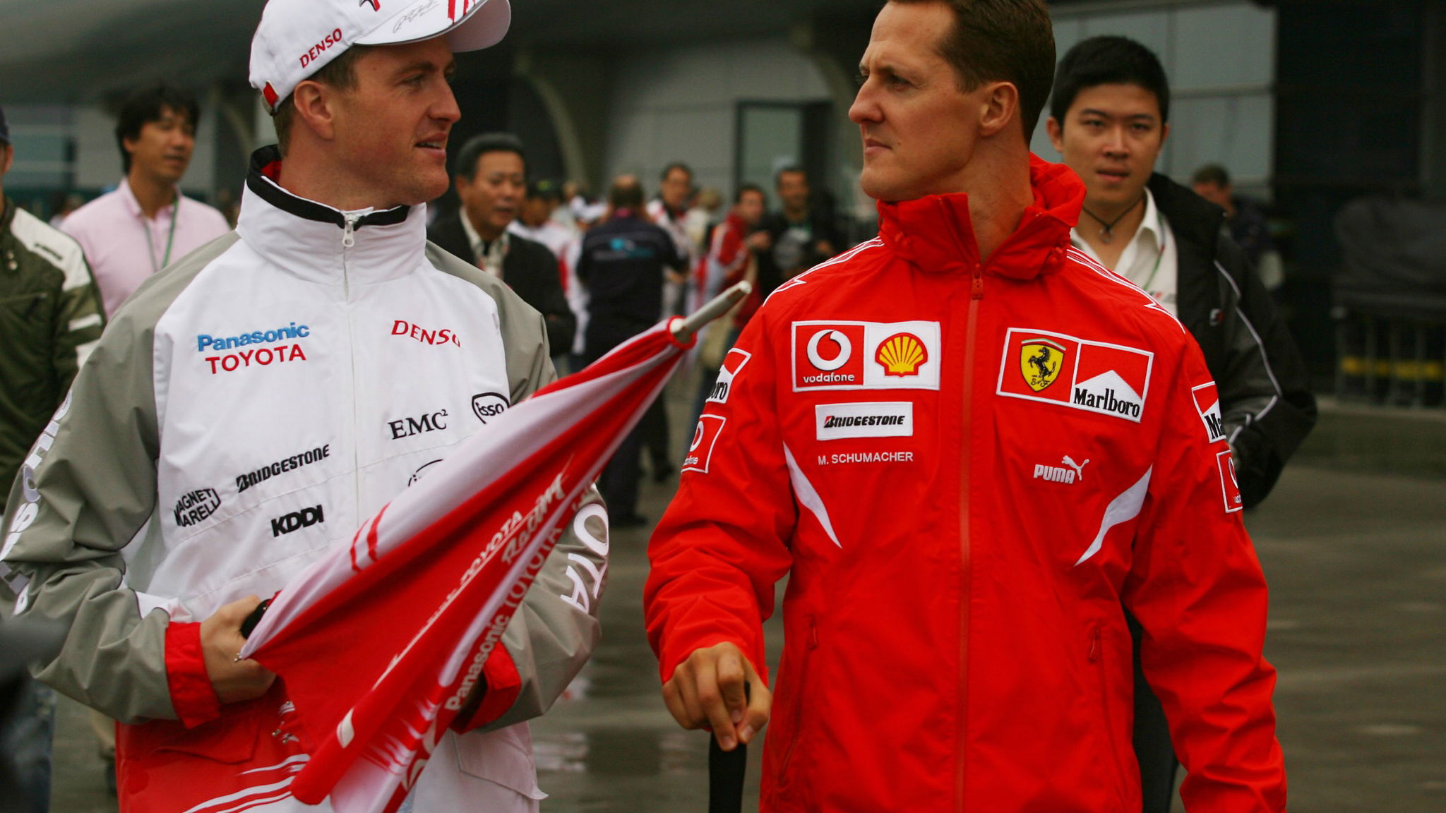  Shanghai, China,
Ralf Schumacher (GER), Toyota Racing and Michael Schumacher (GER), Scuderia Ferrari - Formula 1 World