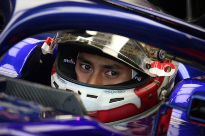 - free Practice 1, Sean Gelael (IDN) Scuderia Toro Rosso STR13 Test