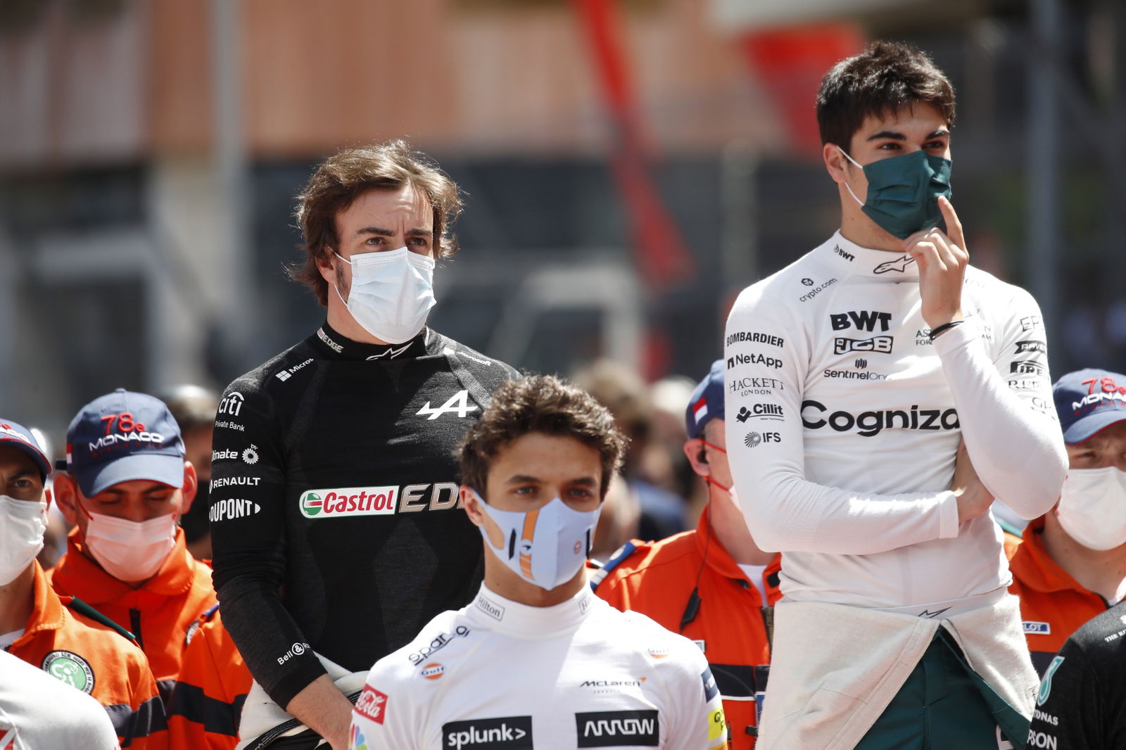 (L to R): Fernando Alonso (ESP) Alpine F1 Team and Lance Stroll (CDN) Aston Martin F1 Team on the