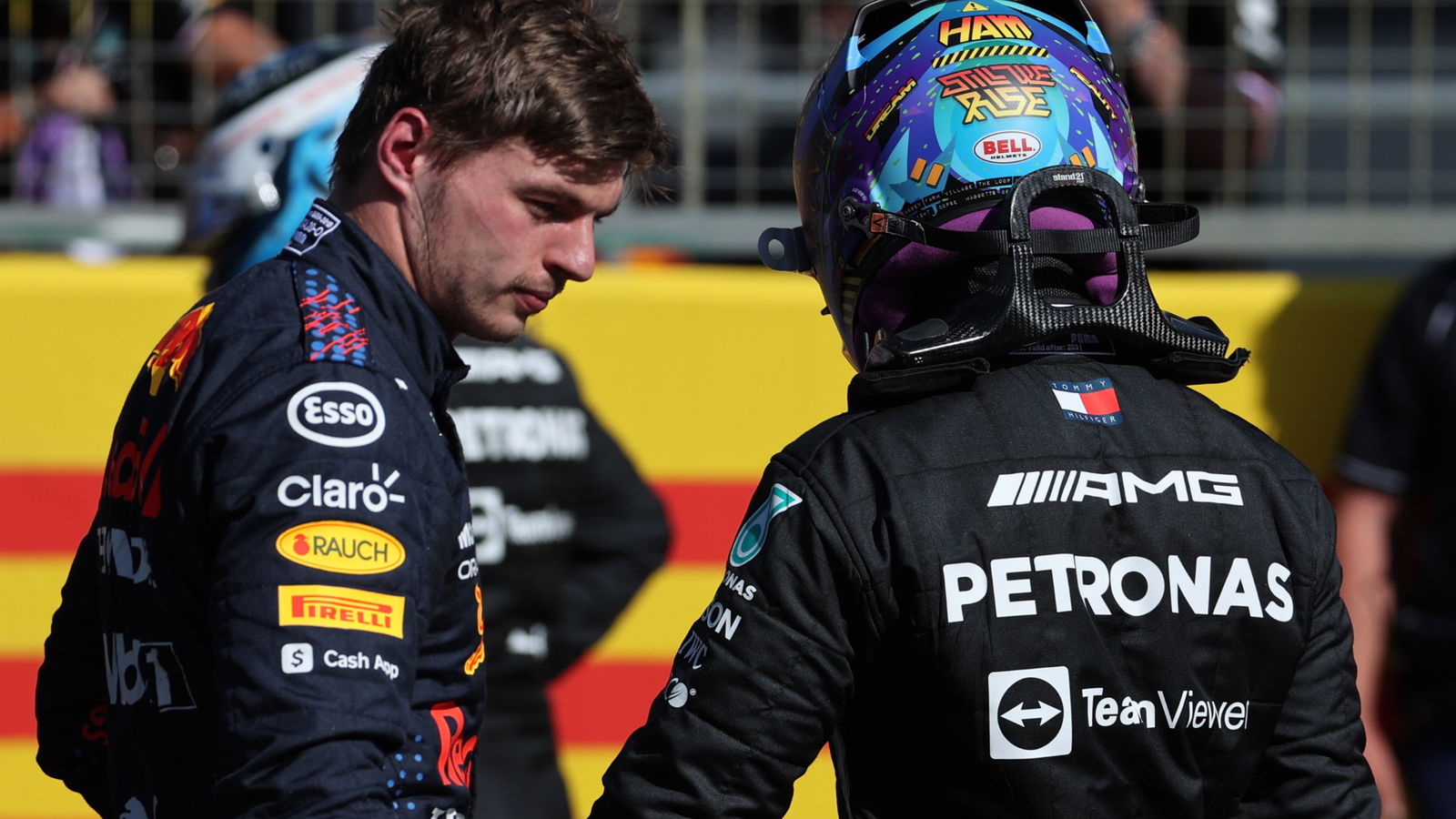 Max Verstappen (NLD) Red Bull Racing wins the sprint race and claims pole position with Lewis Hamilton (GBR) Mercedes AMG