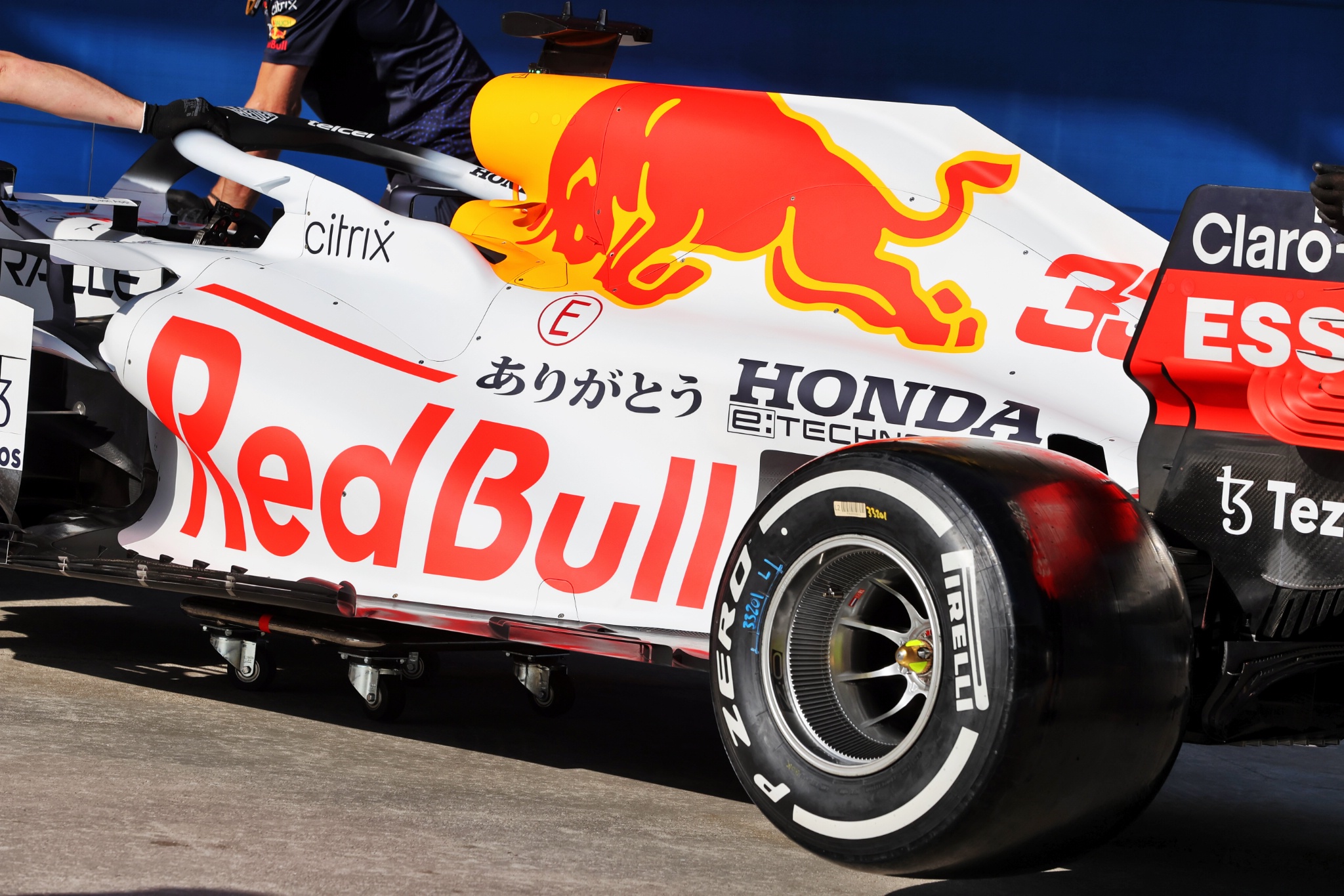 Red Bull Racing RB16B - Penghargaan Honda