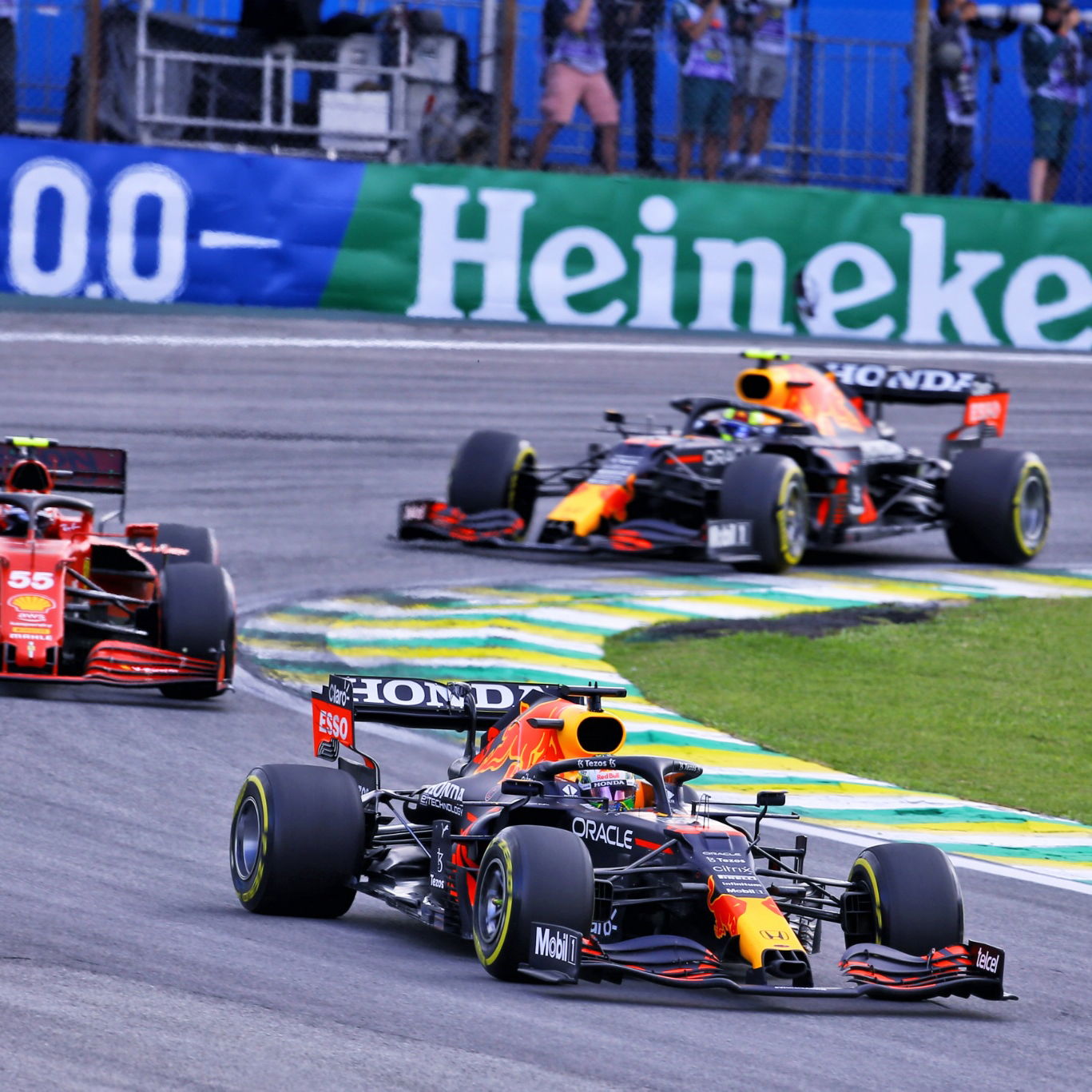 Max Verstappen (NLD) Red Bull Racing