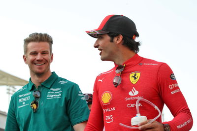 (L to R): Nico Hulkenberg (GER) Aston Martin F1 Team Reserve Driver and Carlos Sainz Jr (ESP)