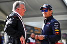  Otmar Szafnauer Alpine F1 Team, with Sergio Perez (MEX) Red Bull Racing. Formula 1 World