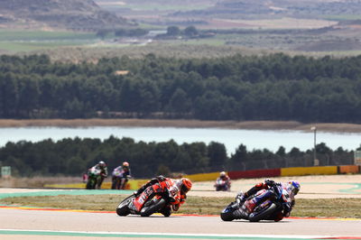 Toprak Razgatlioglu and Michael Ruben Rinaldi, Aragon WorldSBK Race1, 9 April