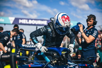 Nicholas Latifi (CDN) ) Williams Racing FW44 di grid. Kejuaraan Dunia Formula 1, Rd 3, Grand Prix Australia, Albert