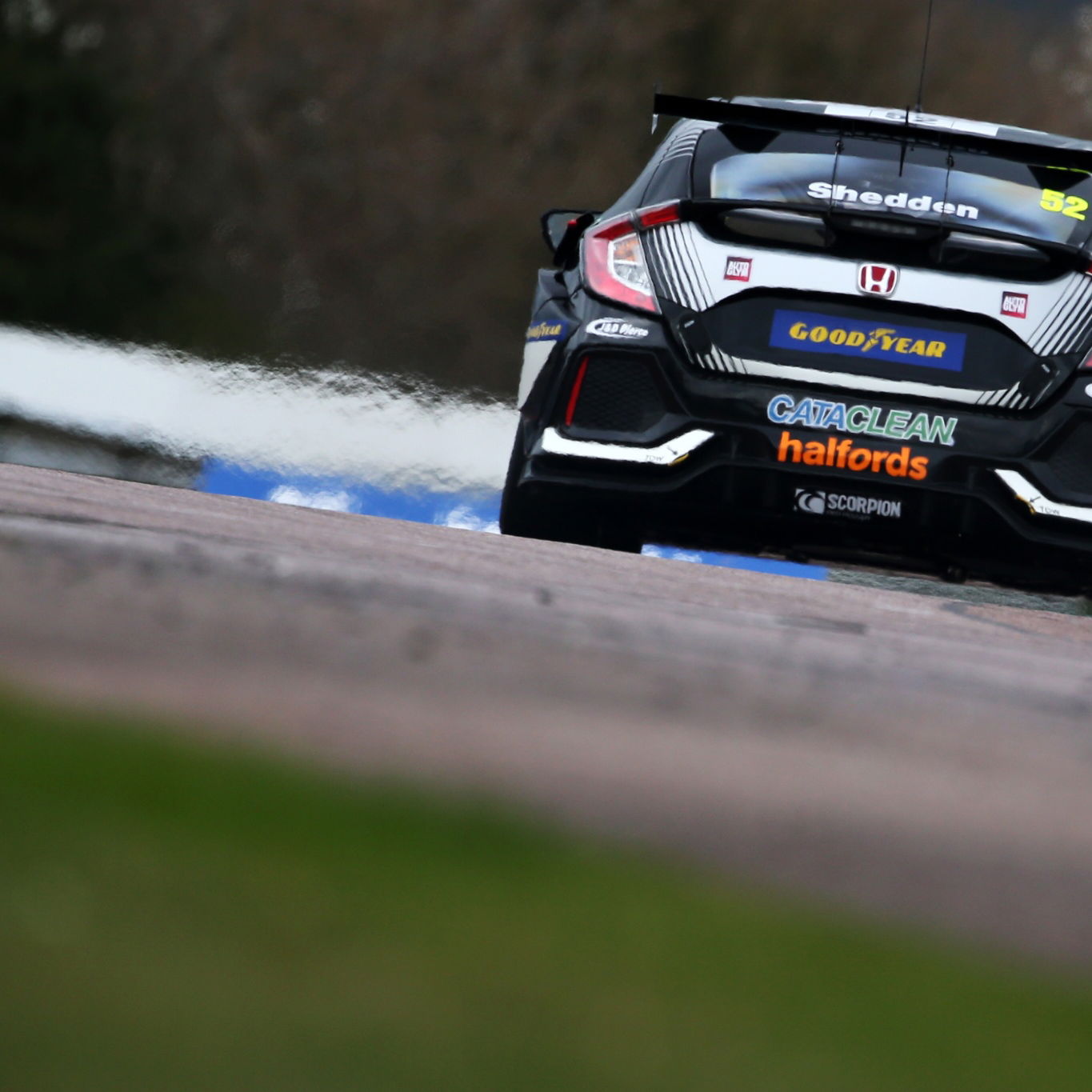 Gordon Shedden (GBR) - Halfords Racing with Cataclean Honda Civic Type