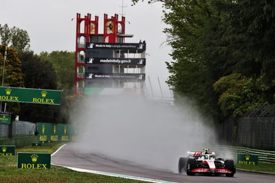 Mick Schumacher (GER) Haas VF-22. Formula 1 World Championship, Rd 4, Emilia Romagna Grand Prix, Imola, Italy, Qualifying