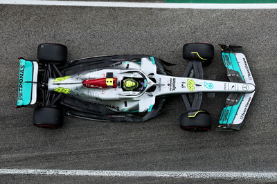 Lewis Hamilton (GBR) ) Mercedes AMG F1 W13. Kejuaraan Dunia Formula 1, Rd 4, Emilia Romagna Grand Prix, Imola, Italy,