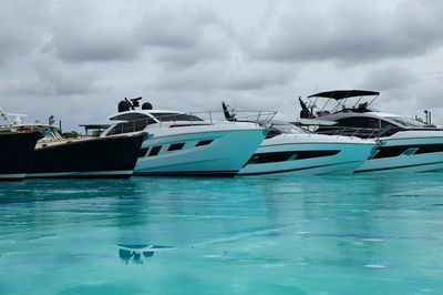 Boats in the mock horbour. Formula 1 World Championship, Rd 5, Miami Grand Prix, Miami, Florida, USA, Preparation Day.-