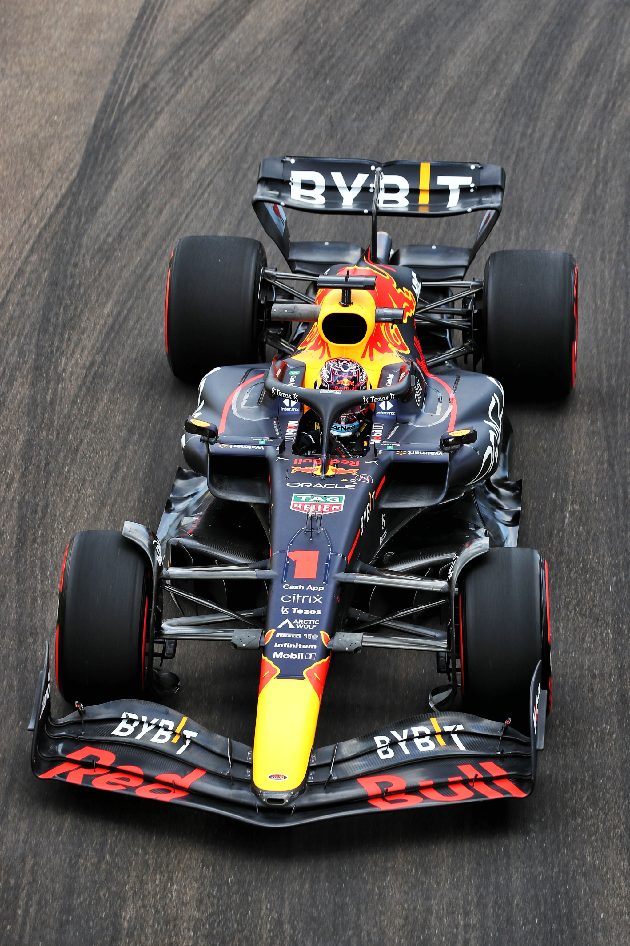 Max Verstappen (NLD) Red Bull Racing RB18. Formula 1 World Championship, Rd 5, Miami Grand Prix, Miami, Florida, USA,