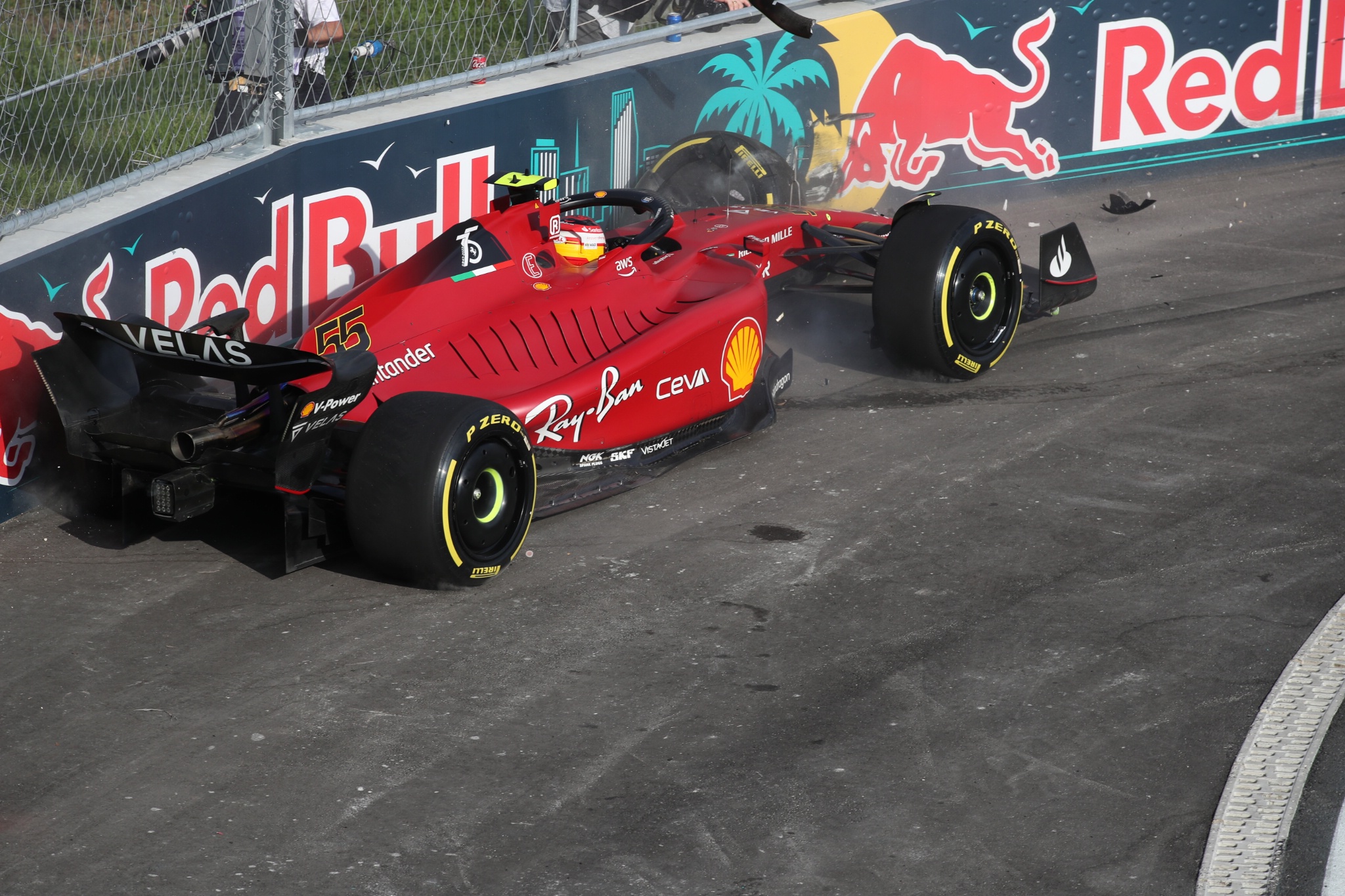 Carlos Sainz Jr (ESP) Ferrari F1-75. Formula 1 World Championship, Rd 5, Miami Grand Prix, Miami, Florida, USA, Practice