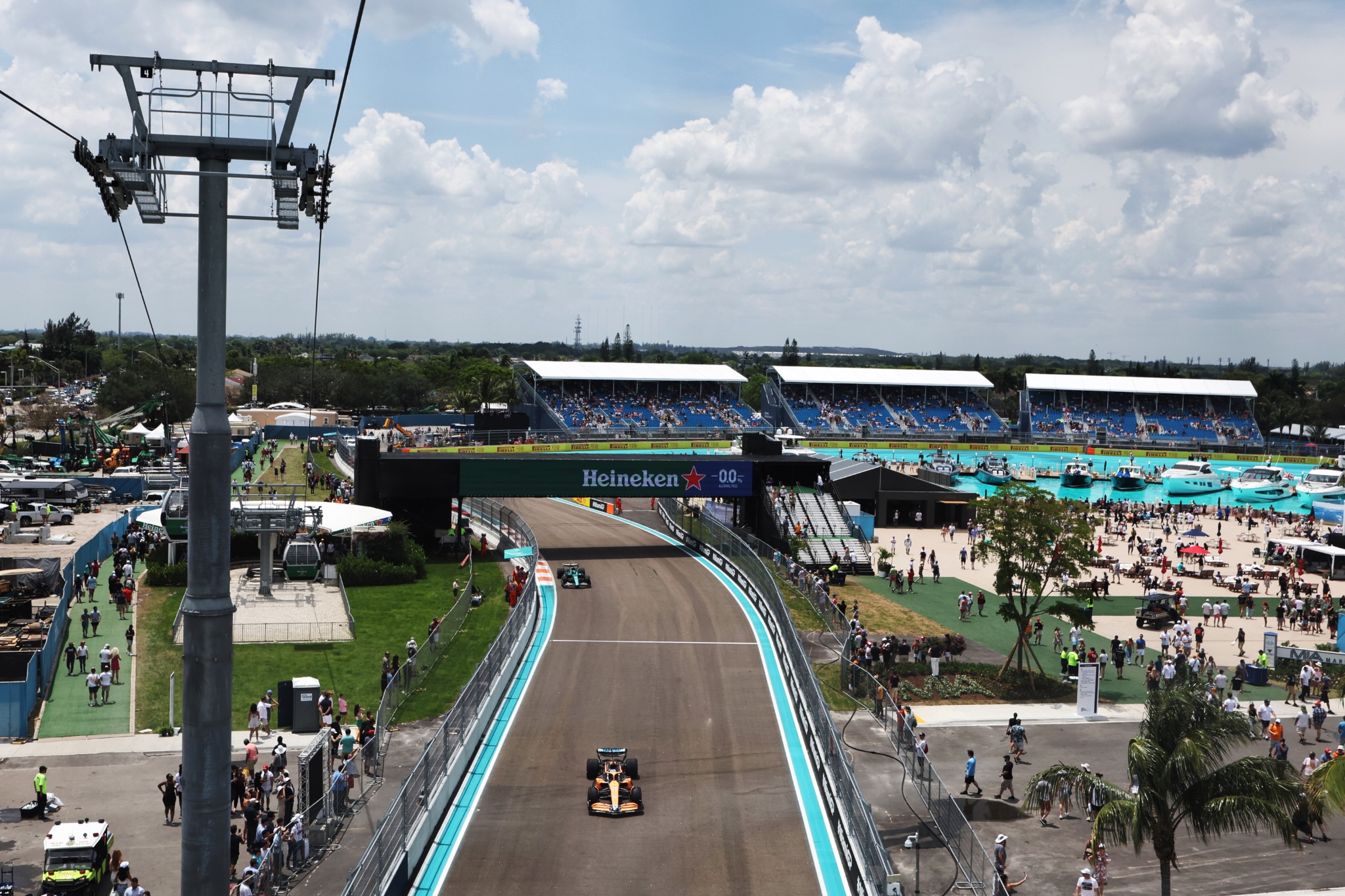 Daniel Ricciardo (AUS) McLaren MCL36. Formula 1 World Championship, Rd 5, Miami Grand Prix, Miami, Florida, USA,