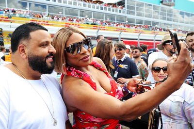 (L to R): DJ Khaled (USA) with Serena Williams (USA) Tennis Player on the grid. Formula 1 World Championship, Rd 5, Miami