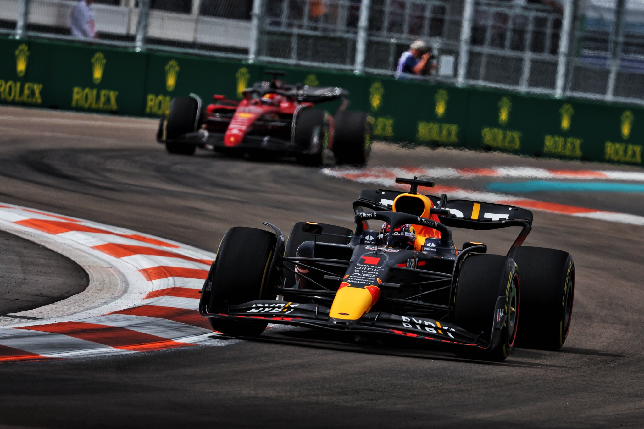 Max Verstappen (NLD) Red Bull Racing RB18. Formula 1 World Championship, Rd 5, Miami Grand Prix, Miami, Florida, USA, Race