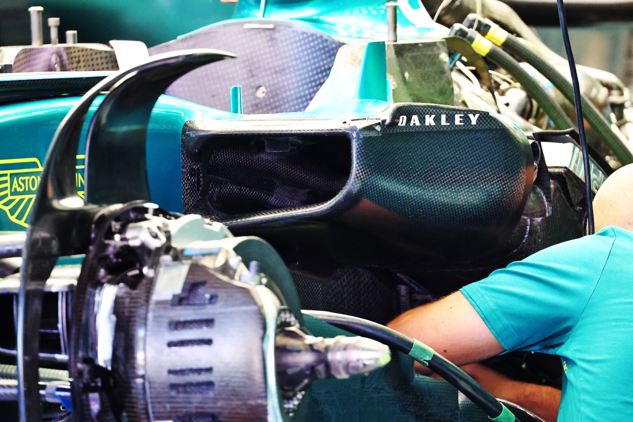 Tim Aston Martin F1 Detail sidepod AMR22. Kejuaraan Dunia Formula 1, Rd 6, Grand Prix Spanyol, Barcelona, Spain,