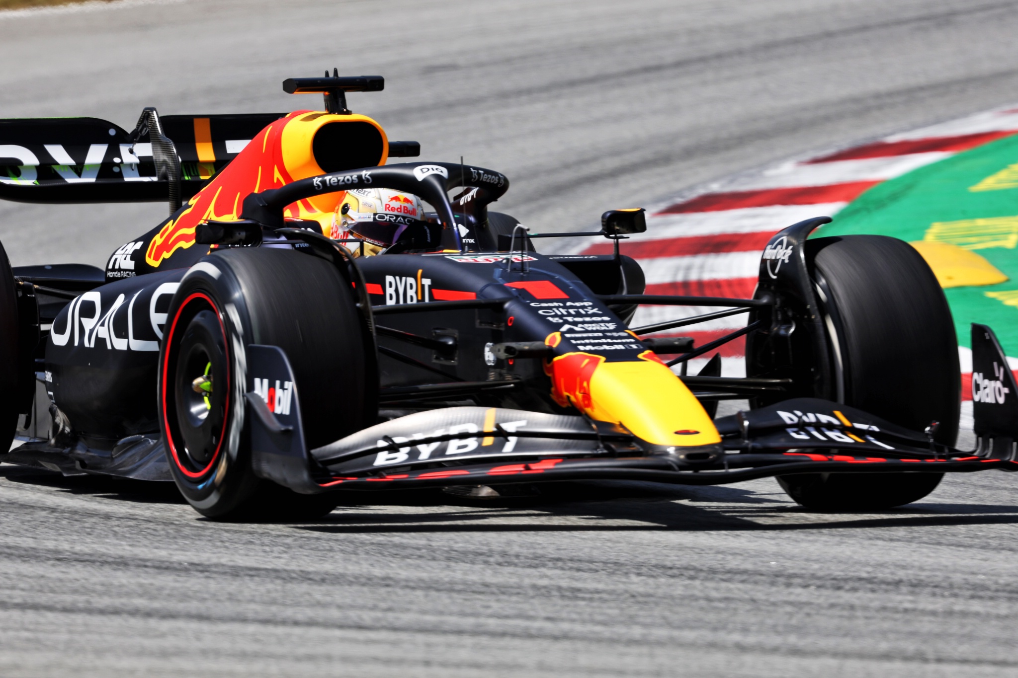 Max Verstappen (NLD) ) Red Bull Racing RB18. Kejuaraan Dunia Formula 1, Rd 6, Grand Prix Spanyol, Barcelona, Spanyol,