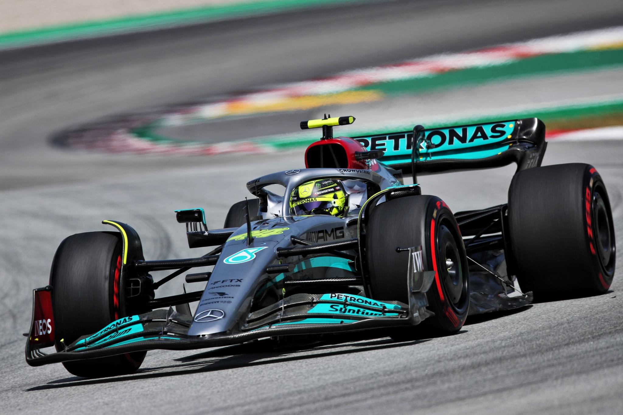 Lewis Hamilton (GBR) ) Mercedes AMG F1 W13. Kejuaraan Dunia Formula 1, Rd 6, Grand Prix Spanyol, Barcelona, Spanyol, Race