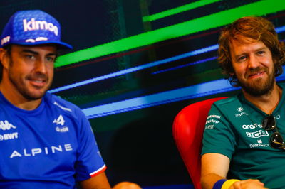 (L to R): Fernando Alonso (ESP) Alpine F1 Team and Sebastian Vettel (GER) Aston Martin F1 Team in the FIA Press