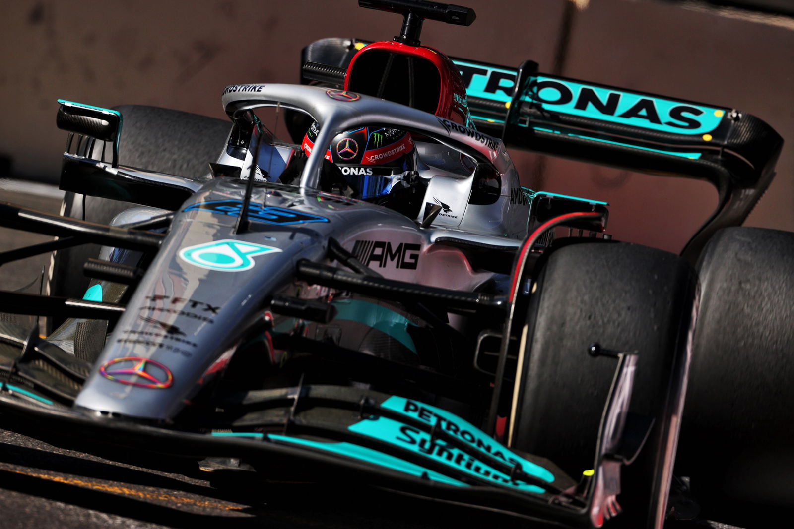 George Russell (GBR) Mercedes AMG F1 W13. Formula 1 World Championship, Rd 8, Azerbaijan Grand Prix, Baku Street Circuit,