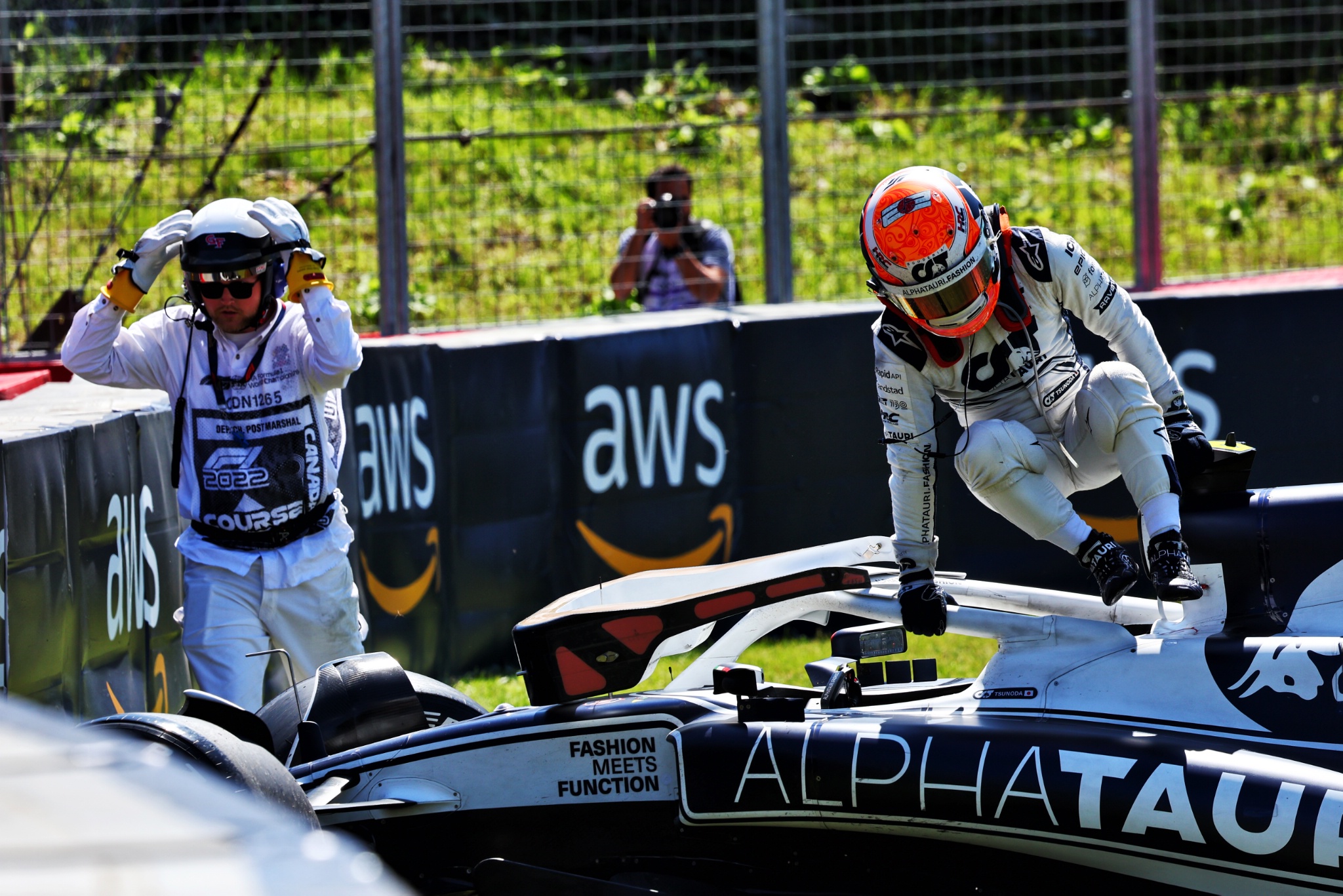 Yuki Tsunoda (JPN) AlphaTauri AT03 crashed out of the race. Formula 1 World Championship, Rd 9, Canadian Grand Prix,