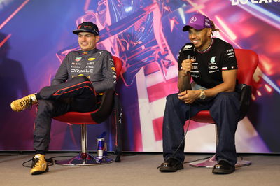 (L to R): Max Verstappen (NLD) Red Bull Racing and Lewis Hamilton (GBR) Mercedes AMG F1 in the post race FIA Press