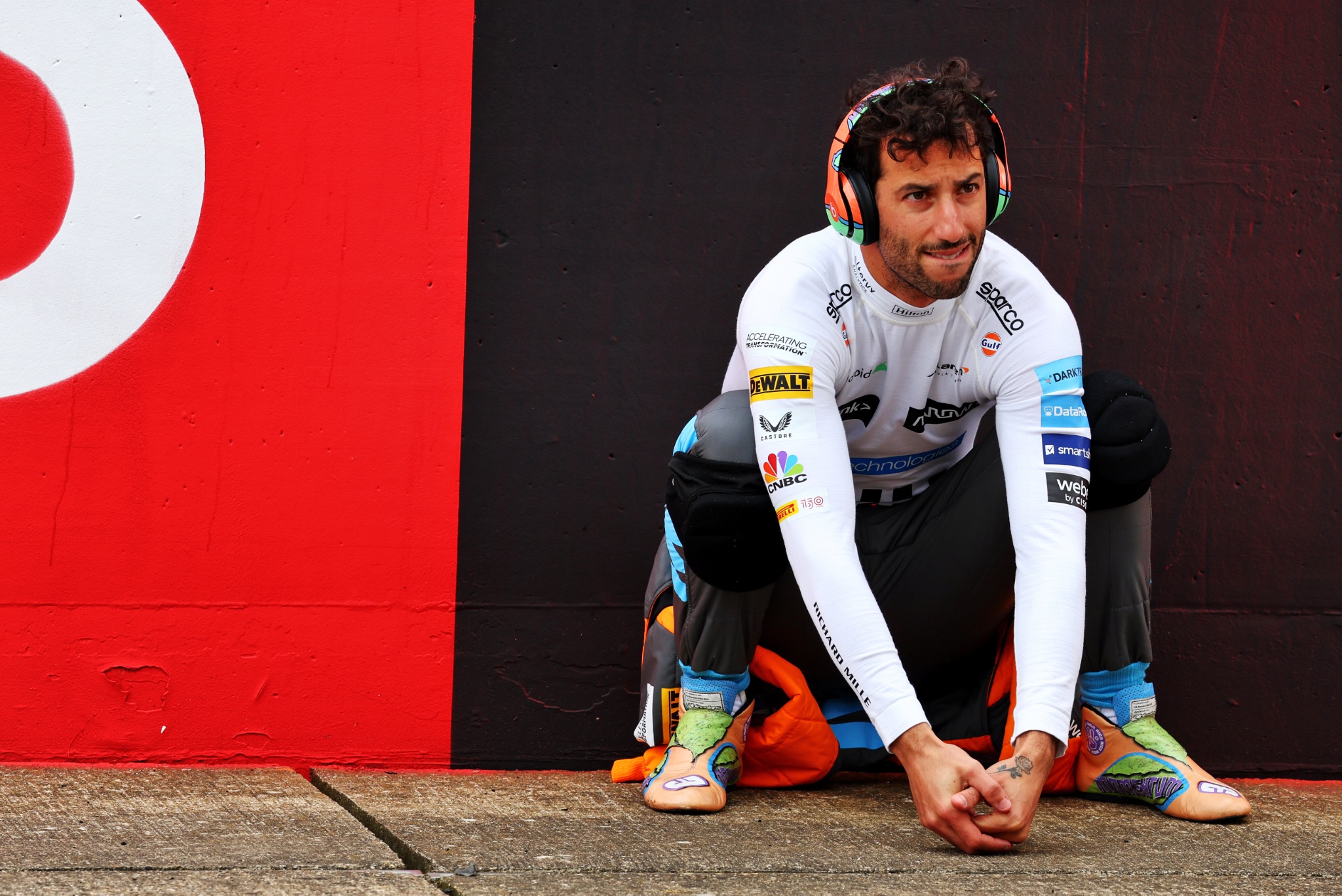 Daniel Ricciardo (AUS) ) McLaren di grid. Kejuaraan Dunia Formula 1, Rd 10, Grand Prix Inggris, Silverstone, Inggris,