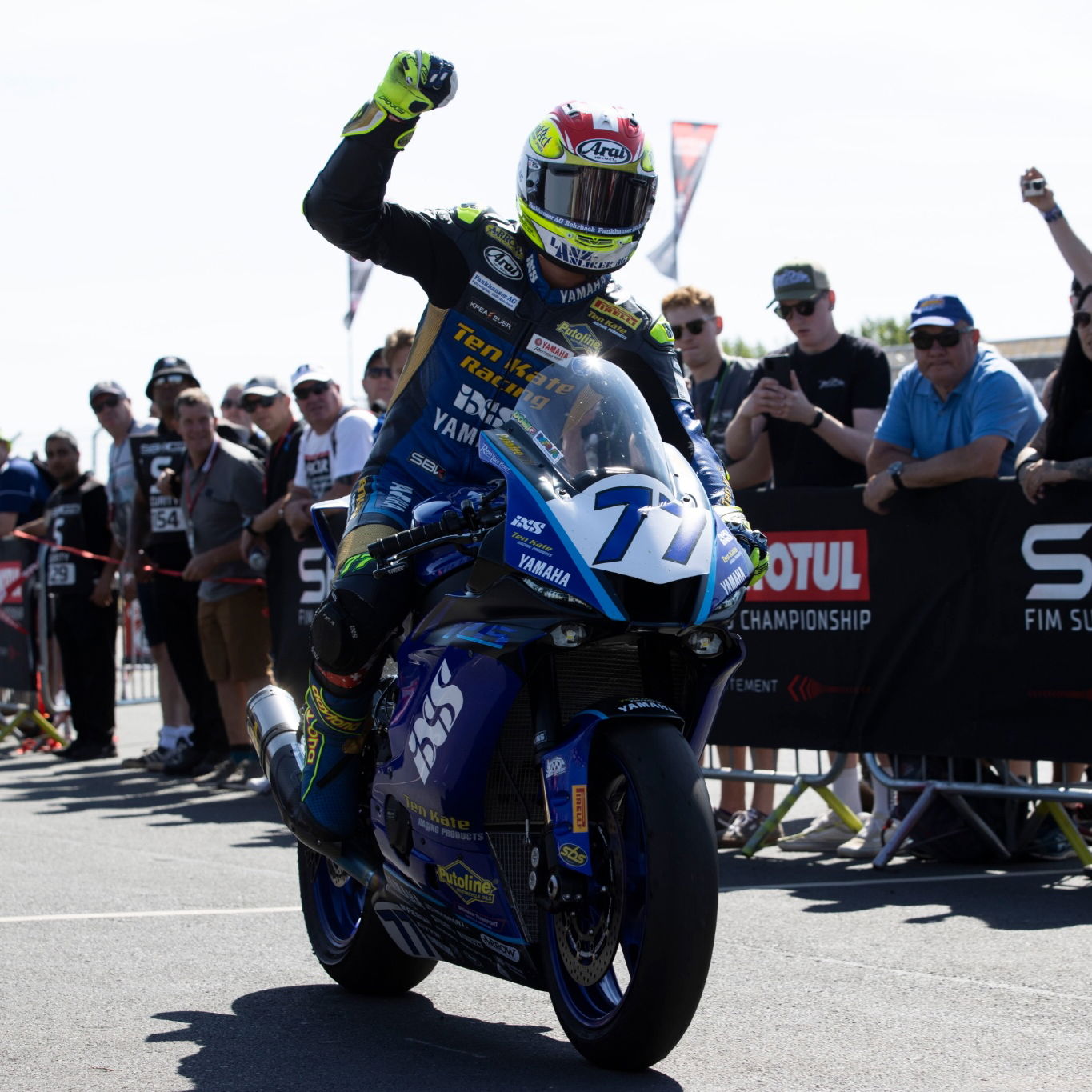 Dominique Aegerter takes pole position, Donington Park WorldSSP, 16 July