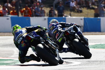 Lorenzo Baldassarri and Dominique Aegerter, Donington Park WorldSSP race1, 16 July