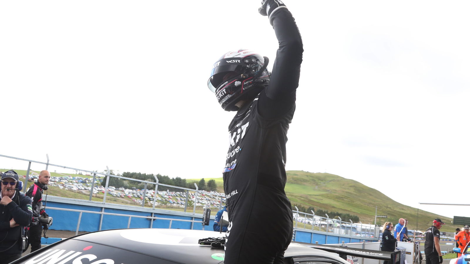 Jake Hill (GBR) - ROKiT MB Motorsport BMW 330e M
