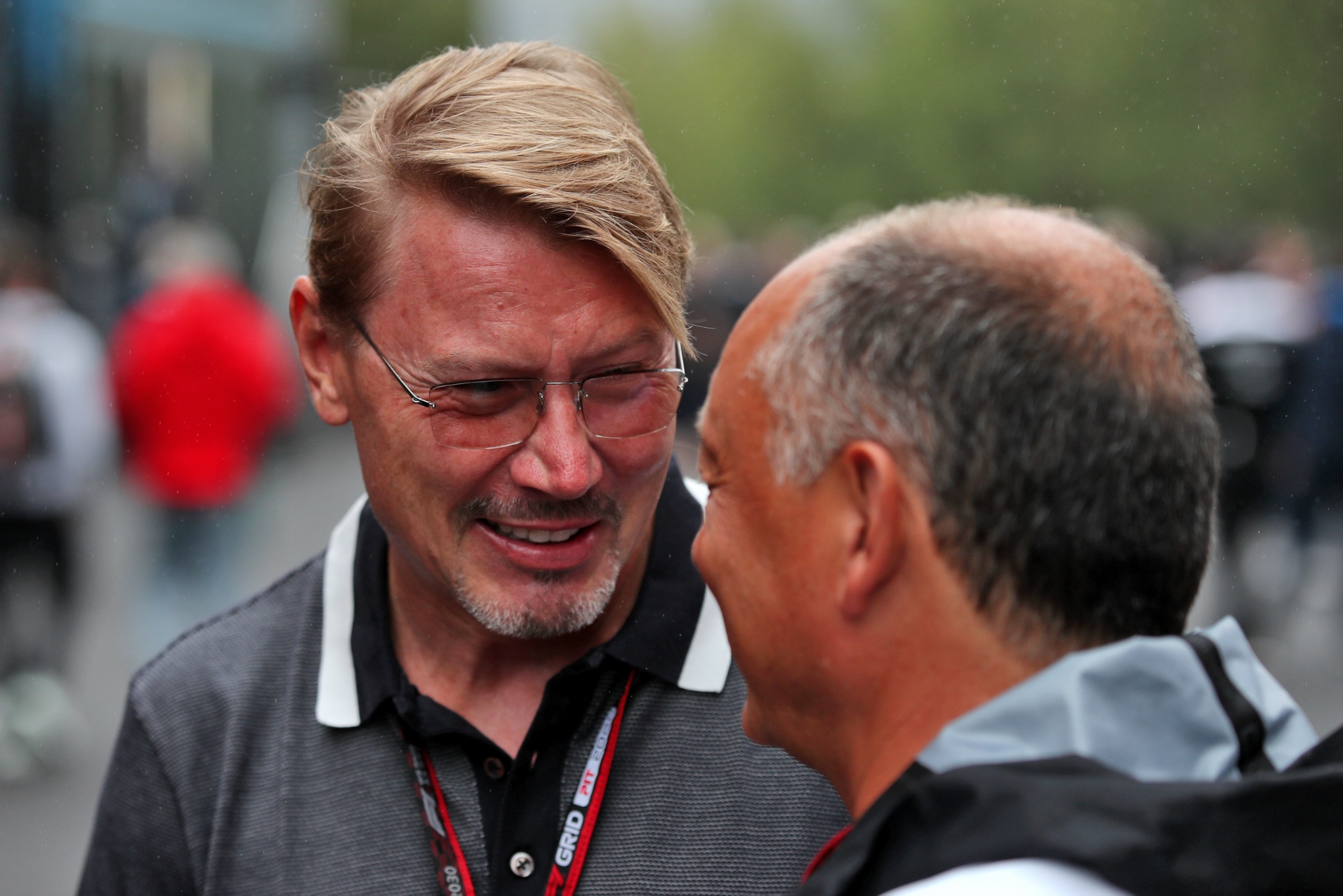 Mika Hakkinen (FIN) with Frederic Vasseur (FRA) Alfa Romeo F1 Team Team Principal. Formula 1 World Championship, Rd 14,