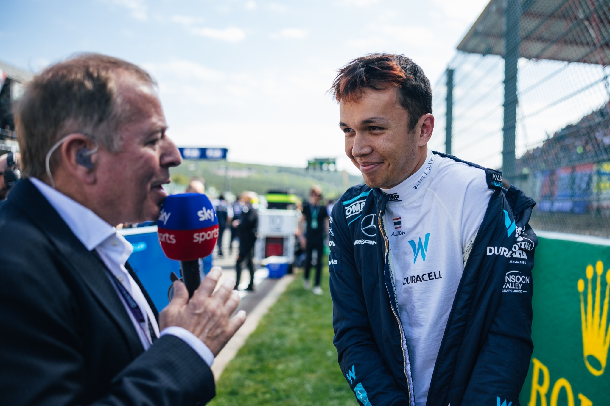 Alexander Albon (THA) Williams Racing with Martin Brundle (GBR) Sky Sports Commentator on the grid. Formula 1 World