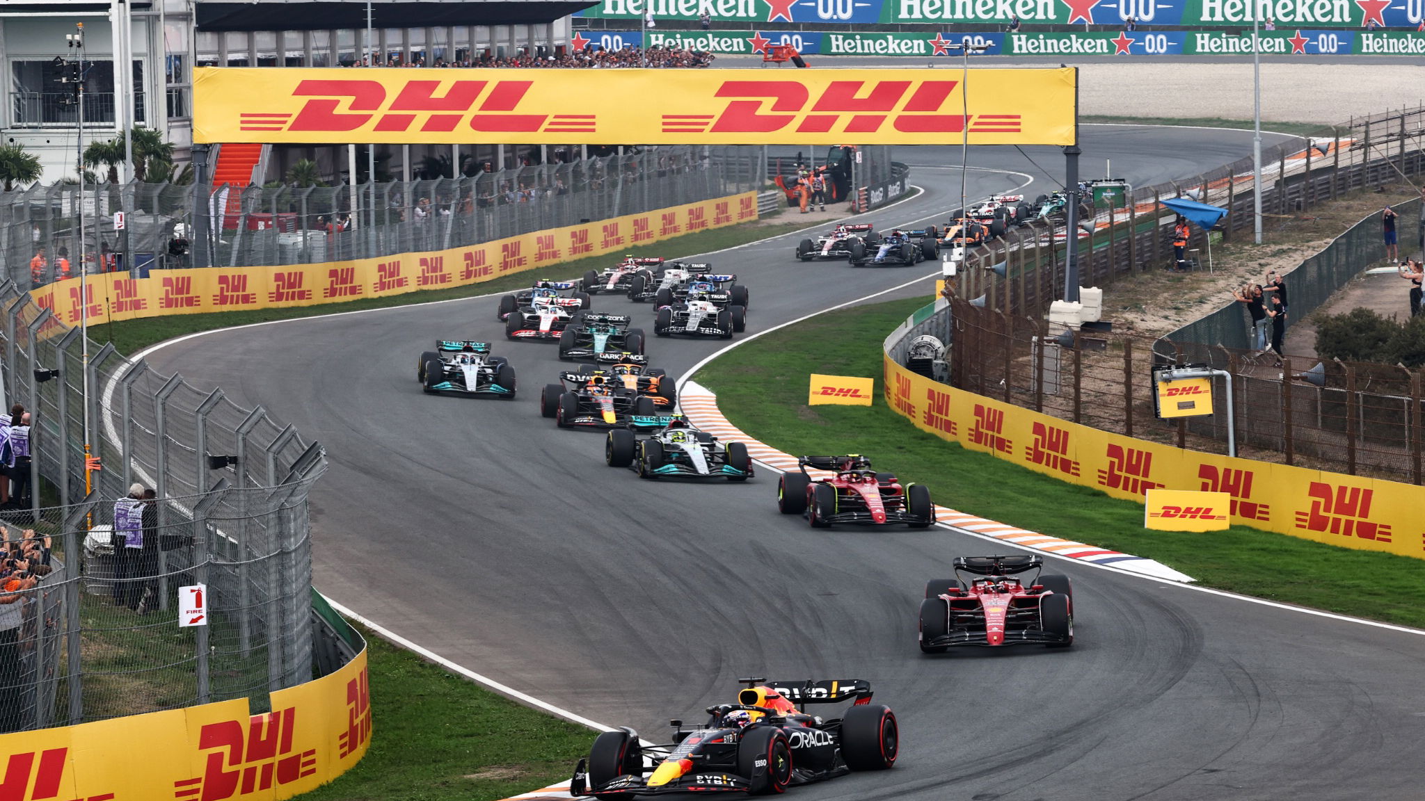 Max Verstappen (NLD) Red Bull Racing RB18