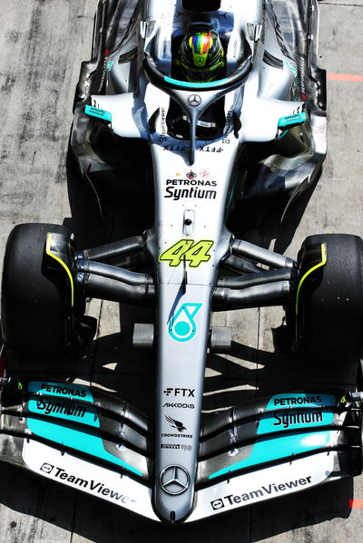 Lewis Hamilton (GBR) Mercedes AMG F1 W13. Formula 1 World Championship, Rd 16, Italian Grand Prix, Monza, Italy, Practice