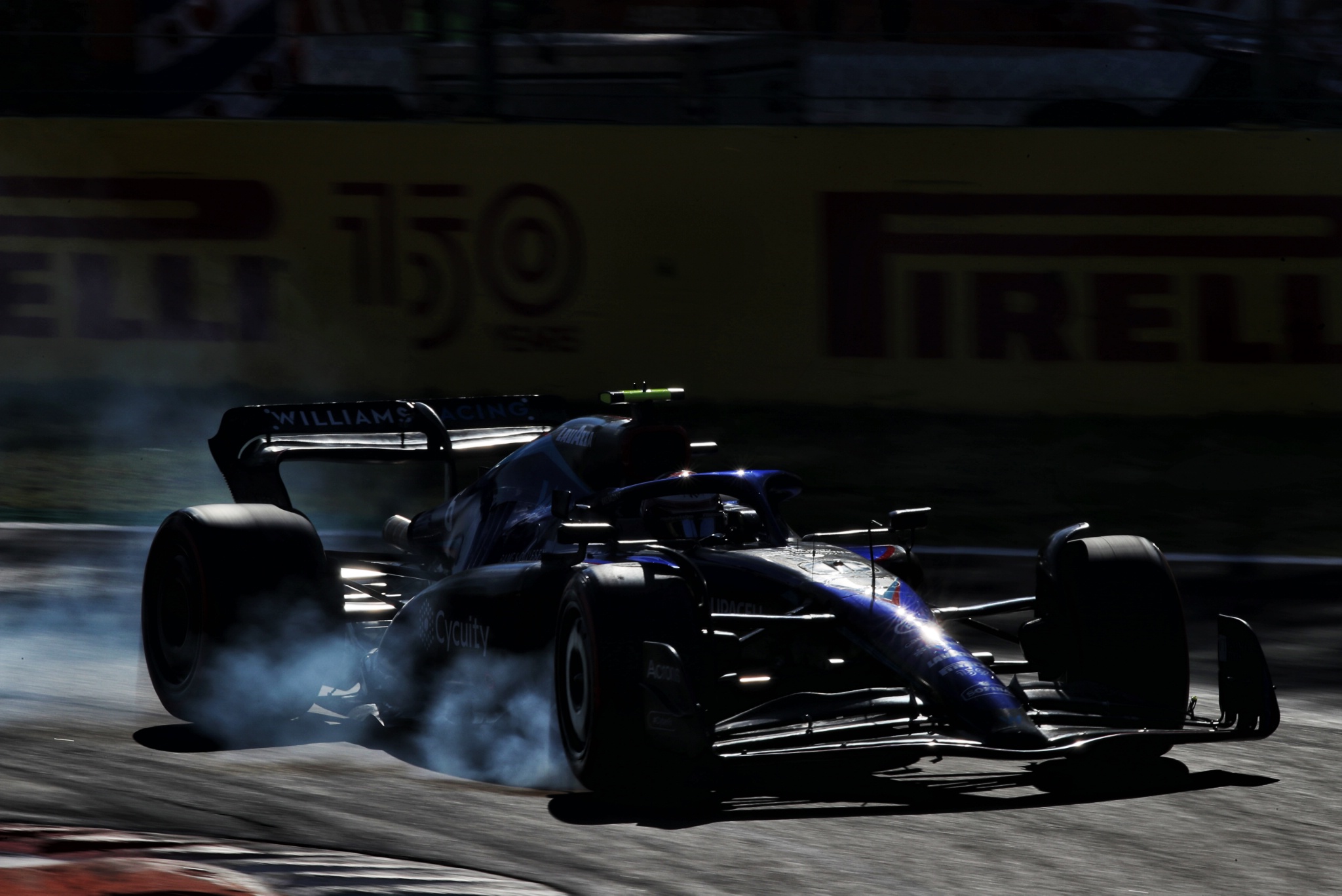 Nicholas Latifi (CDN) Williams Racing FW44 locks up under braking. Formula 1 World Championship, Rd 16, Italian Grand