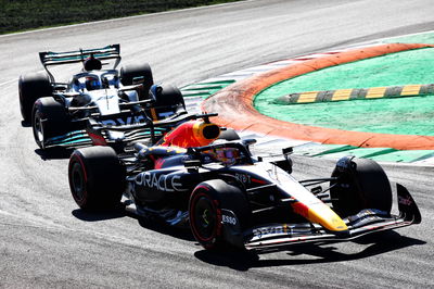 Max Verstappen (NLD) Red Bull Racing RB18. Formula 1 World Championship, Rd 16, Italian Grand Prix, Monza, Italy, Race