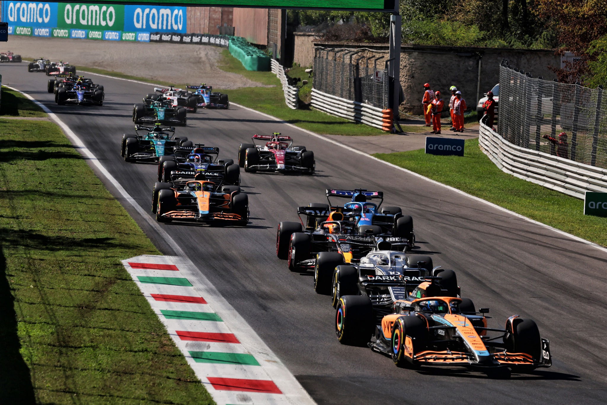 Daniel Ricciardo (AUS) McLaren MCL36 at the start of the race. Formula 1 World Championship, Rd 16, Italian Grand Prix,
