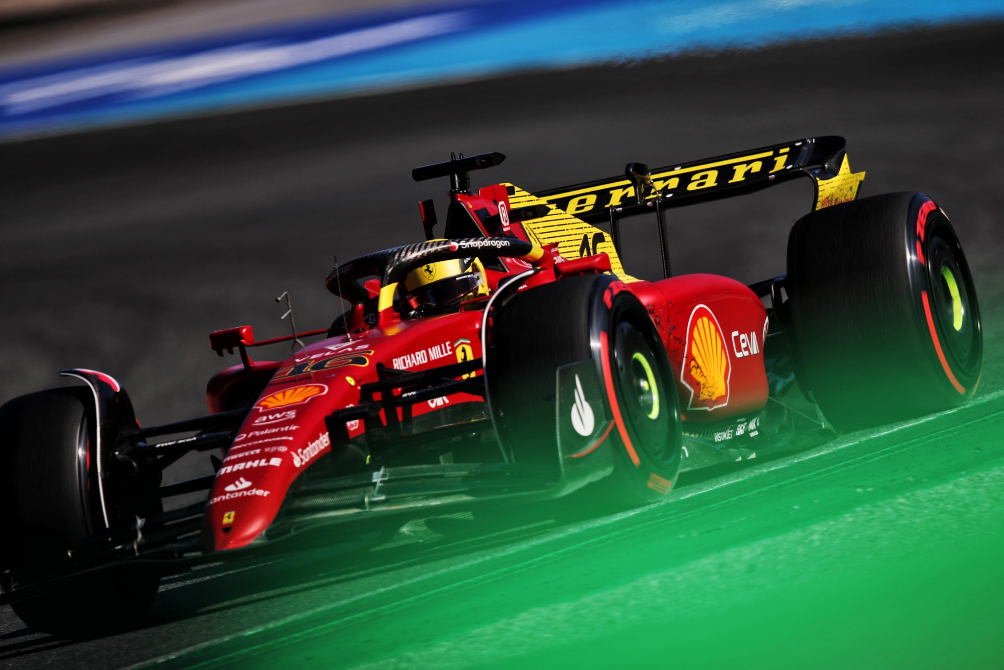 Charles Leclerc (MON) ) Ferrari F1-75. Kejuaraan Dunia Formula 1, Rd 16, Grand Prix Italia, Monza, Italia, Hari Balapan. -