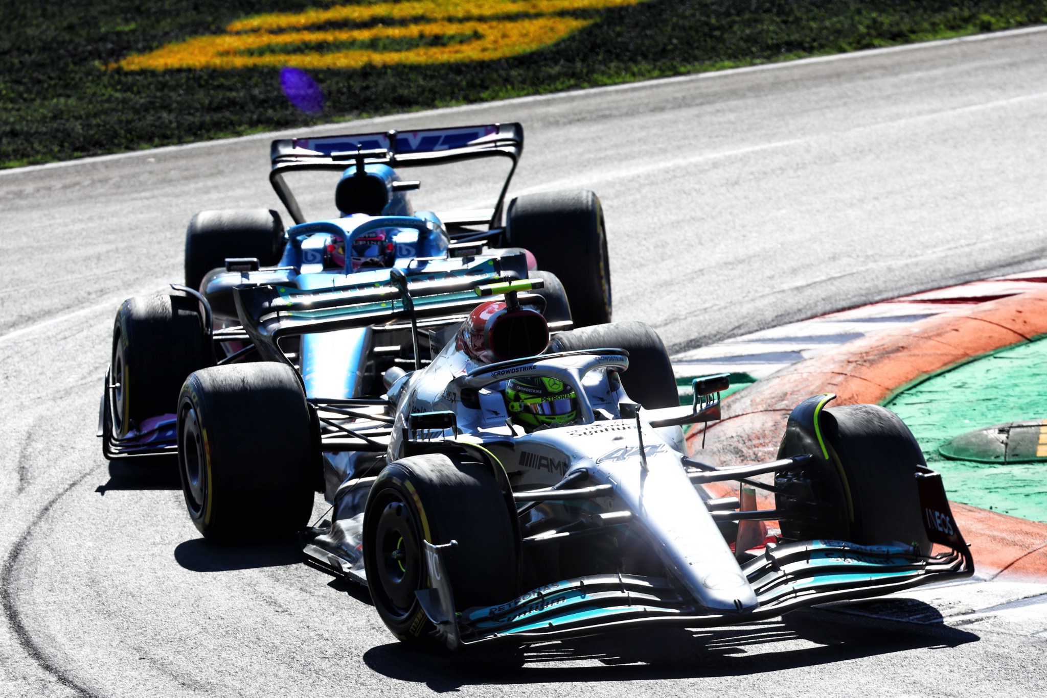 Lewis Hamilton (GBR) ) Mercedes AMG F1 W13. Kejuaraan Dunia Formula 1, Rd 16, Grand Prix Italia, Monza, Italia, Race