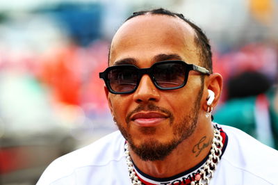 Lewis Hamilton (GBR) Mercedes AMG F1 on the drivers parade. Formula 1 World Championship, Rd 17, Singapore Grand Prix,