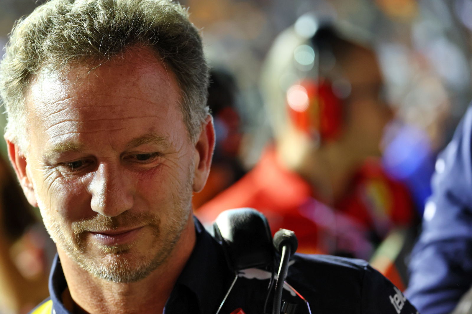 Christian Horner (GBR) ) Kepala Tim Balap Red Bull di grid. Kejuaraan Dunia Formula 1, Rd 17, Grand Singapura