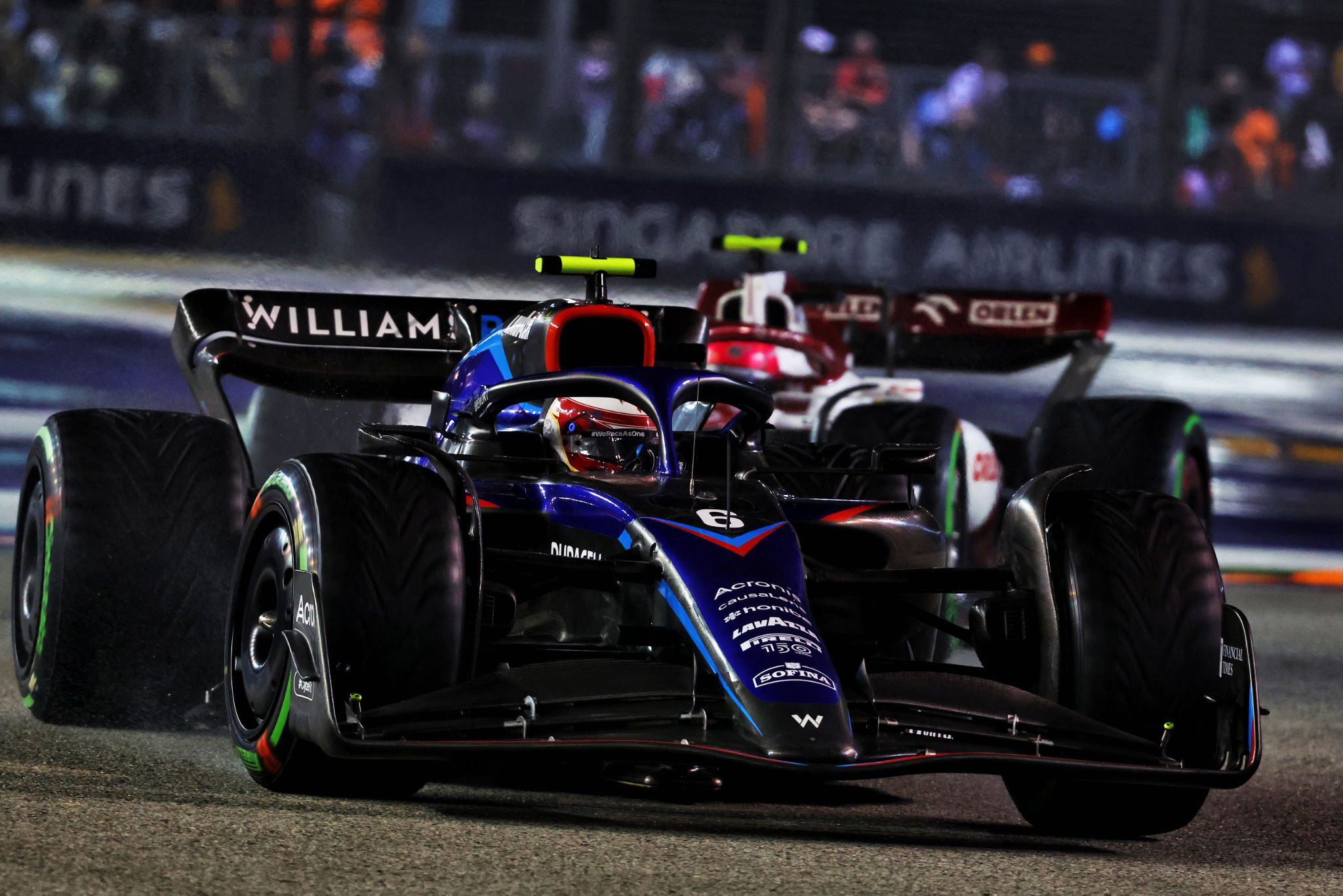 Nicholas Latifi (CDN) Williams Racing FW44. Formula 1 World Championship, Rd 17, Singapore Grand Prix, Marina Bay Street