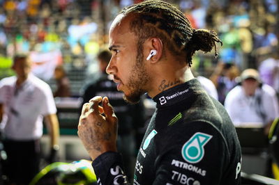 Lewis Hamilton (GBR) ), Kejuaraan Dunia Formula 1 Mercedes AMG F1, Rd 17, Grand Prix Singapura, Jalan Marina Bay