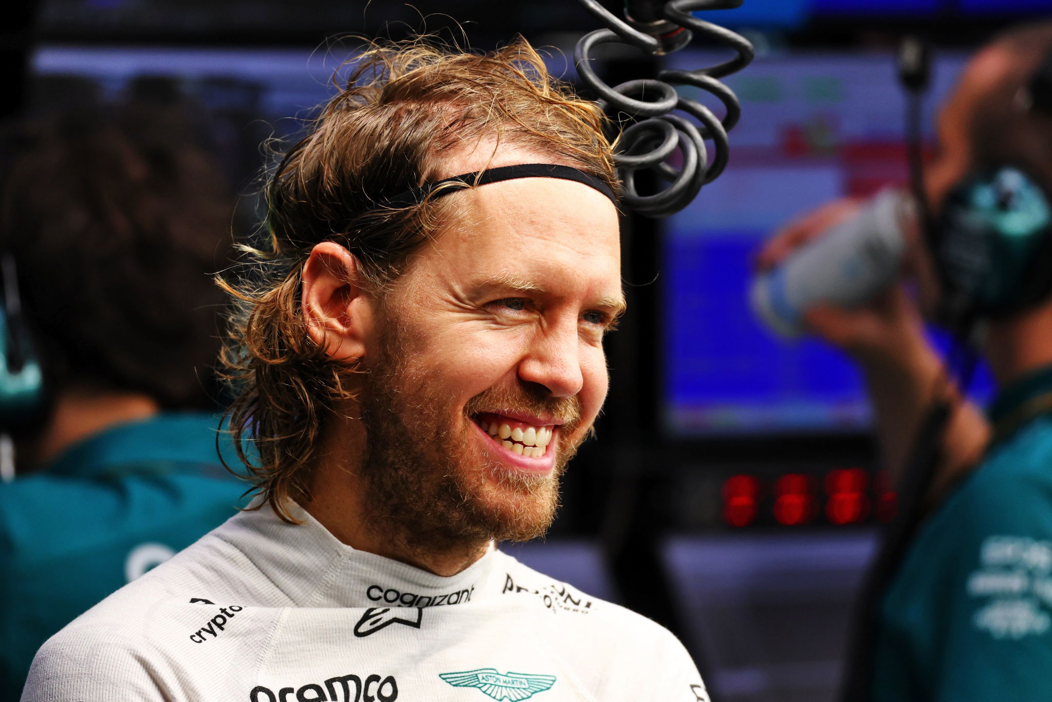Sebastian Vettel (GER) Aston Martin F1 Team. Formula 1 World Championship, Rd 17, Singapore Grand Prix, Marina Bay Street
