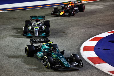 Sebastian Vettel (GER) Aston Martin F1 Team AMR22. Formula 1 World Championship, Rd 17, Singapore Grand Prix, Marina Bay