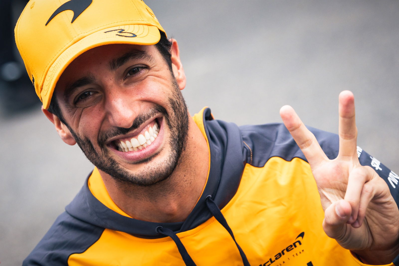 Daniel Ricciardo (AUS) McLaren. Formula 1 World Championship, Rd 18, Japanese Grand Prix, Suzuka, Japan, Preparation