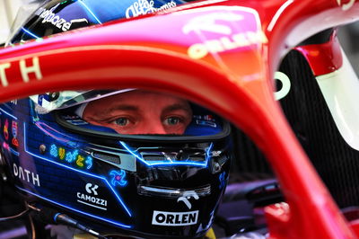 Valtteri Bottas (FIN) Alfa Romeo F1 Team C42. Formula 1 World Championship, Rd 18, Japanese Grand Prix, Suzuka, Japan,