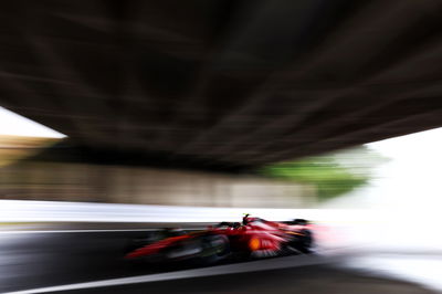 Carlos Sainz Jr (ESP) Ferrari F1-75. Formula 1 World Championship, Rd 18, Japanese Grand Prix, Suzuka, Japan, Practice