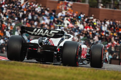 Mick Schumacher (GER ) Haas VF-22. Kejuaraan Dunia Formula 1, Rd 18, Grand Prix Jepang, Suzuka, Jepang, Kualifikasi